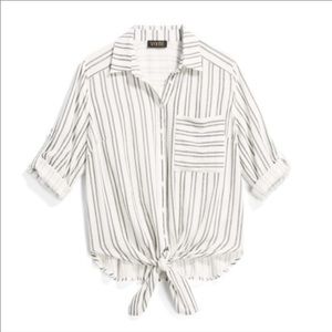 Vixbe Thompkins Tie Front Top